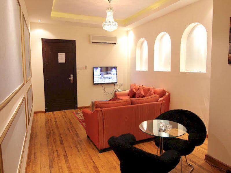 Towlan Hotel Suites 1 Ar Riyad Esterno foto